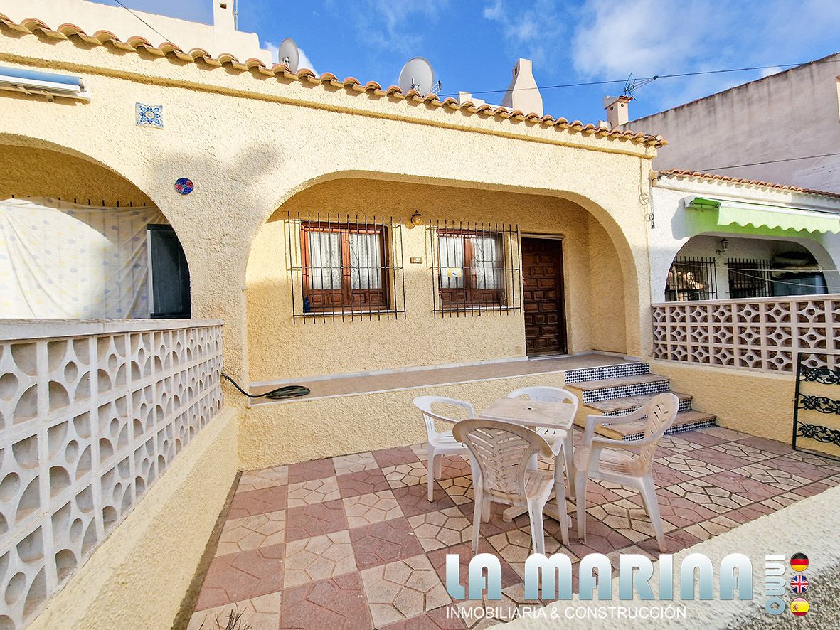 For Sale House in La Marina Urb. La Marina, San Fulgencio. 53.000