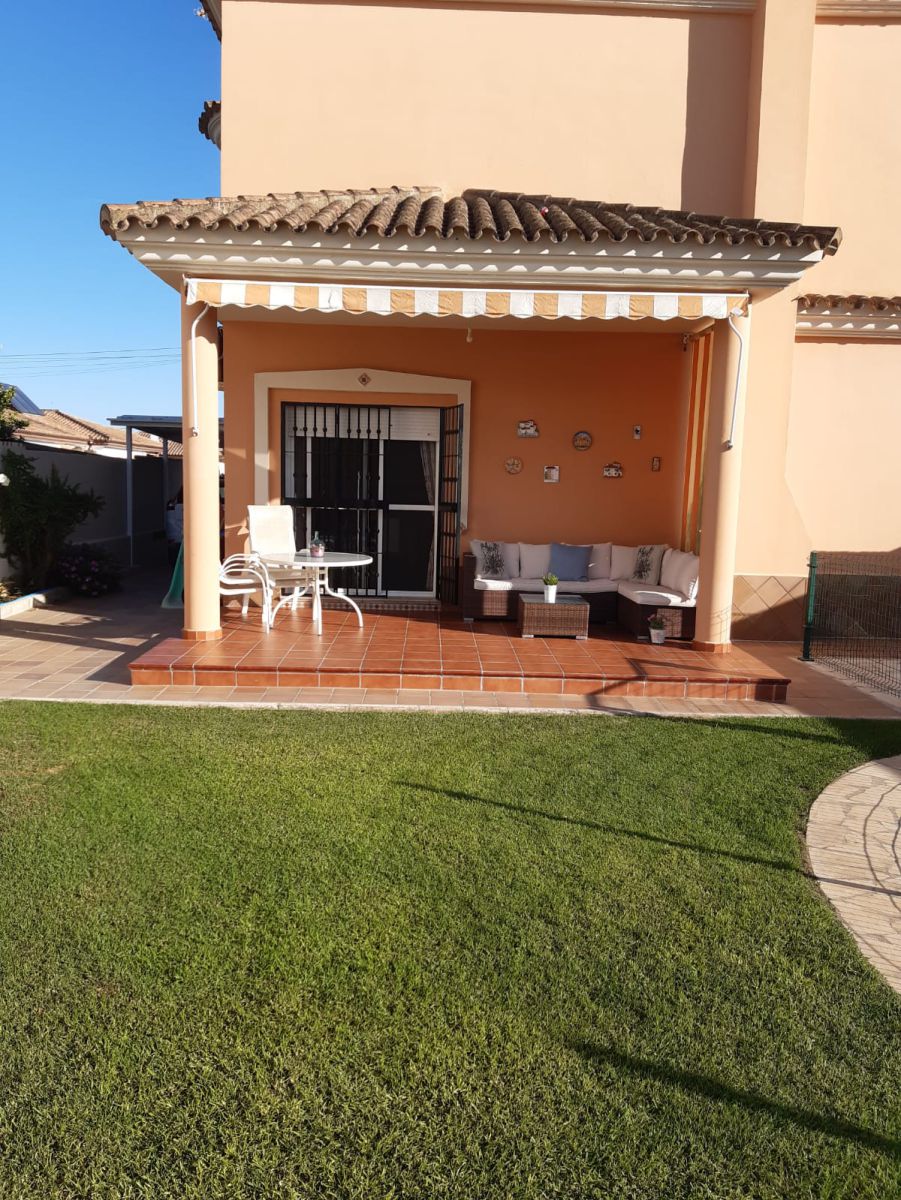 Venta Chalet en Hijuela Tío Prieto, El Puerto de Santa María. 330.000