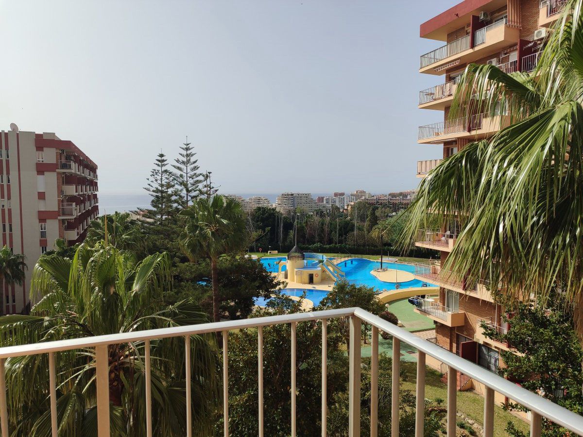 For Sale Apartment in MinervaJúpiter, Benalmádena. 188.000